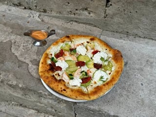 (33 см) Pizza з креветкою та мусом із фети