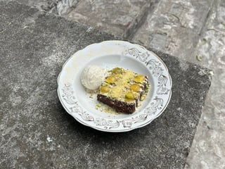 Брауні з італійським GELATO та вибуховою карамеллю