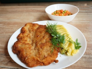 1. Staropolski schabowy marynowany w mleku (190g)