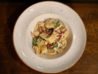 Тортеліні карбонара