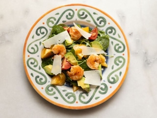 Salad with shrimps and pecorino