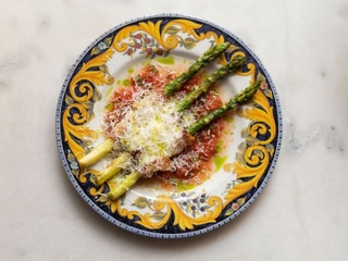 Asparagus with bacon, tomato salsa and parmesan