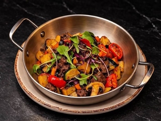 Сковорідка - Яловичина по-бургундськи