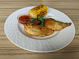 Chicken with grilled whole corn