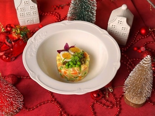 Салат Олів*є з лососем