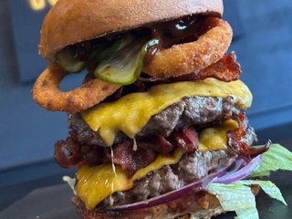 Sztos Burger