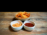 Nachos & salsa