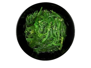 Sałatka wakame wasabi