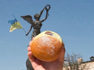 Донат шоколад-нутелла