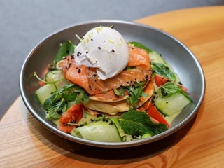 Панкейки з лососем