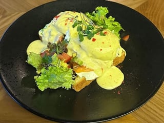 Бенедикт з лососем