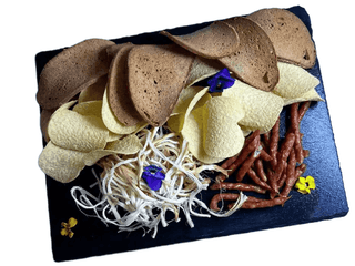 Тарілка сухих снеків