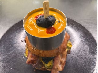 CHEESY BOMB FIRE BURGER