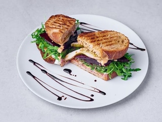 KANAPKA BURAK SŁODKO-KWAŚNY