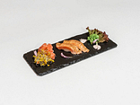Nigiri z grillowanym łososiem
