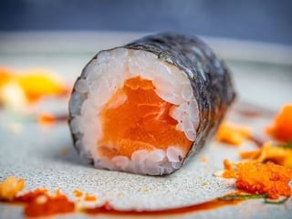 Лосось Хосомаки 8шт