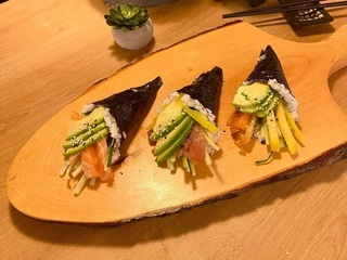 Temaki Sushi s lososem