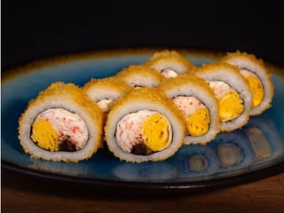 Panko z sałatką surimi