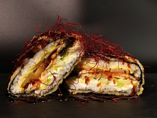 SUSHI BURGER Z WĘGORZEM