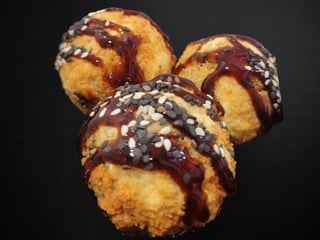 KOMO BALLS