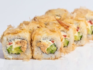 47. Bonito Alaska Maki