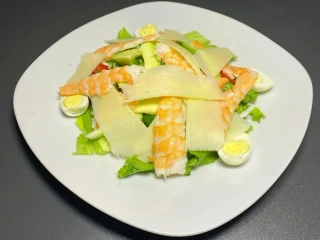 Салат з креветкою