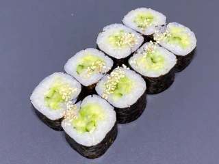 Макі з авокадо