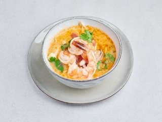 TOM YUM ZUPA SŁODKO-OSTRA NA BAZIE MLEKA KOKOSOWEGO