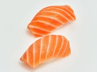 Salmon nigiri			