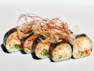 Katsuoboushi roll