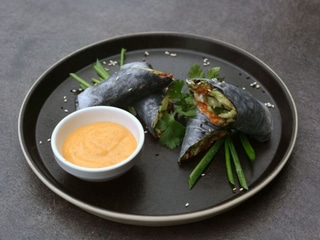 Спрінг-рол з вугрем