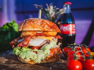 Sztos Burger