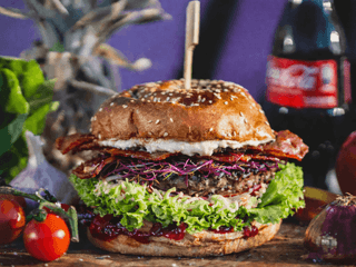 Burger Żuraw z Famaby