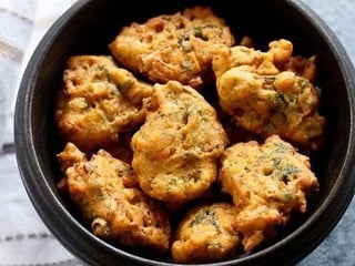 Veg pakora (6 ks)
