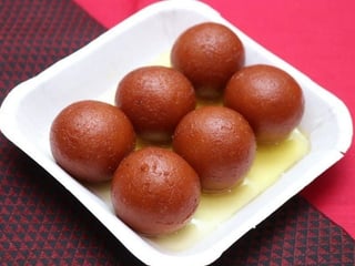 Gulab jamun