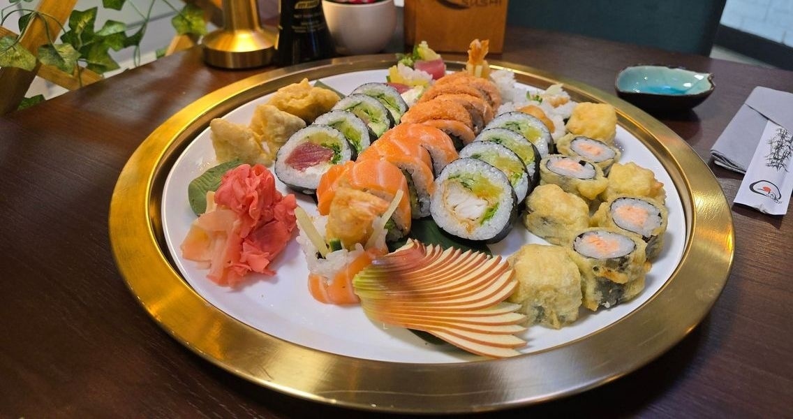 zestaw sushi Ostrołęka lokal.jpg
