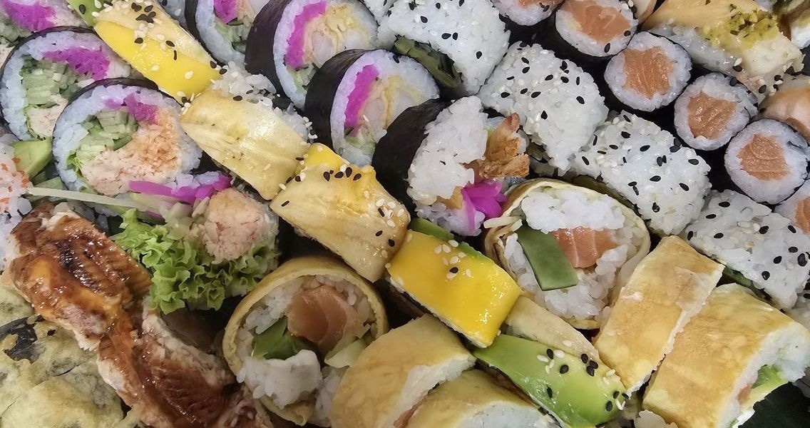 zestawy catering impreza sushi ostroleka (15)aa.jpg