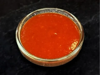 Соус Шрирачі