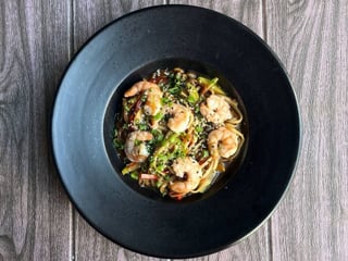 Локшина удон з креветками