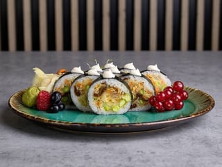 VEGETABLE TEMPURA ROLL 6 szt. 🥬