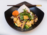 Rýže a restované tofu s citronovou trávou a chili