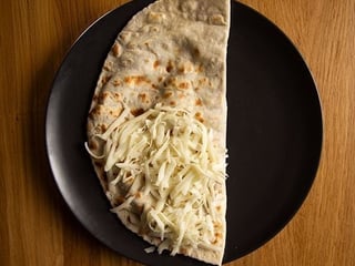 Янтик з сиром 100г