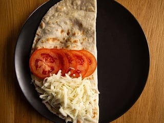 Янтик сир та помідор 100г