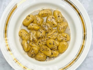 Ньокі качо-е-пепе