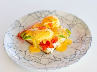 Авокадо-тост класичний/ з лососем на вибір 