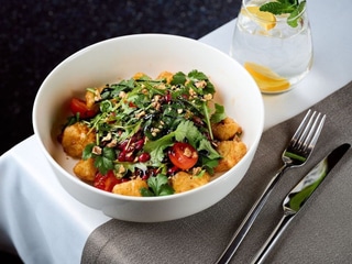 Салат з баклажаном і заправкою "чілі глазур"