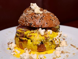 Beverly Hills Lava Cheese