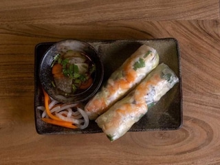 16. Nem Cuốn Sống