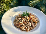 Гречана каша з лісовими грибами