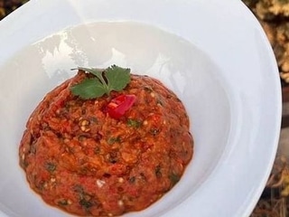 Ікра овочева з тостами